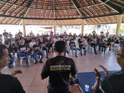 Foto da Notícia: Policiais penais atendem pedido da OAB e suspendem greve para retomar negociações com o Governo 