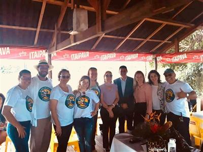 Foto da Notícia: Membros da OAB-MT orientam sobre divórcio e alimentos no Ribeirinho Cidadão